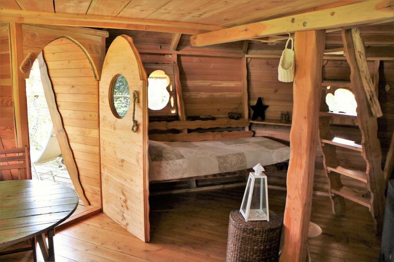 Cabane Perchee Dans Les Arbres Saint-Hilaire-en-Morvan ภายนอก รูปภาพ