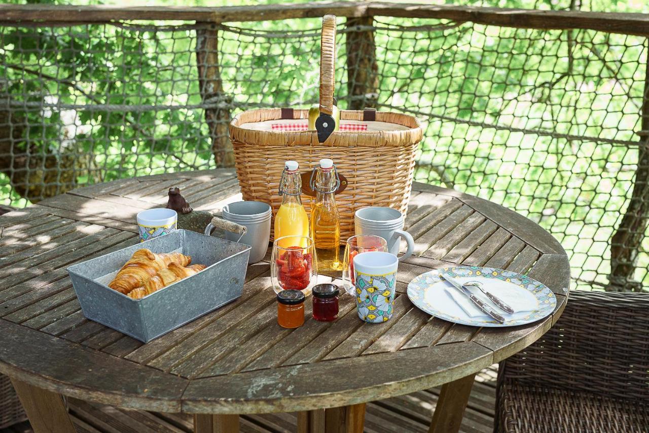 Cabane Perchee Dans Les Arbres Saint-Hilaire-en-Morvan ภายนอก รูปภาพ