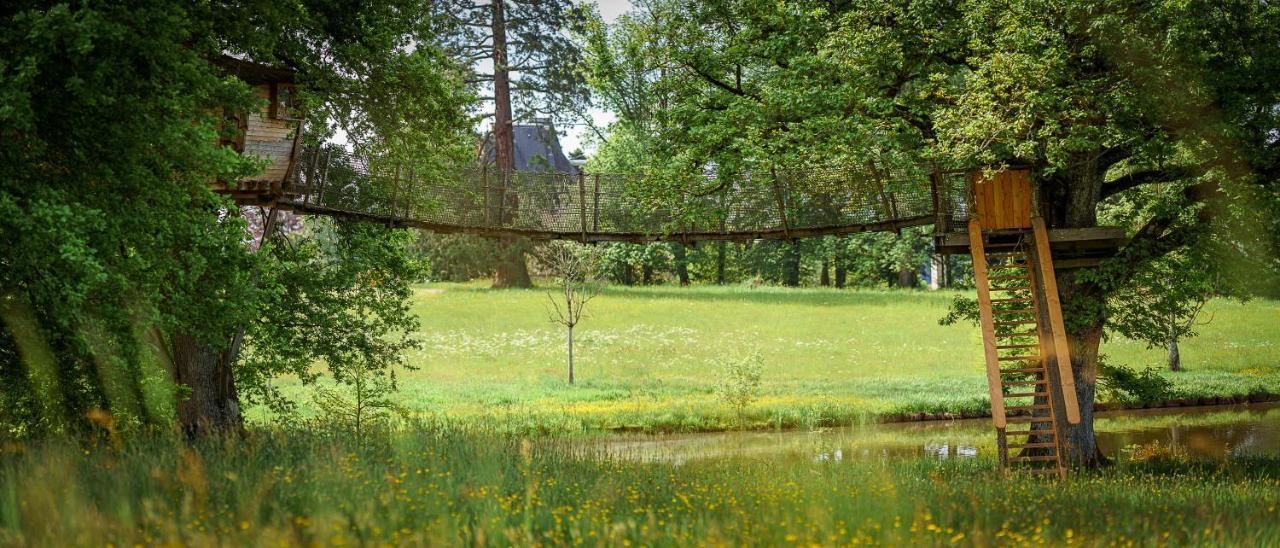Cabane Perchee Dans Les Arbres Saint-Hilaire-en-Morvan ภายนอก รูปภาพ