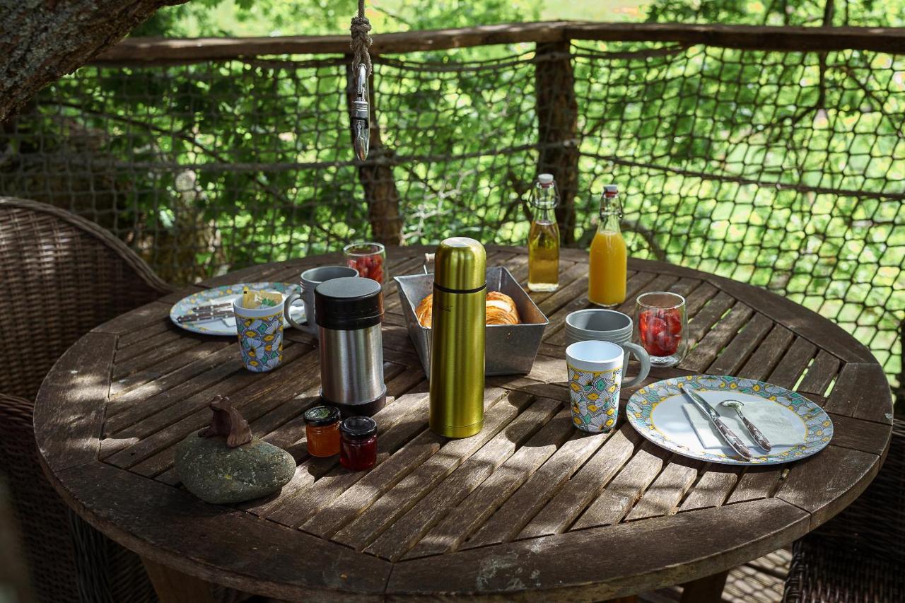 Cabane Perchee Dans Les Arbres Saint-Hilaire-en-Morvan ภายนอก รูปภาพ